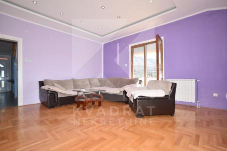 Izdavanje, Petosoban stan, Podgorica, Zlatica, 120m2