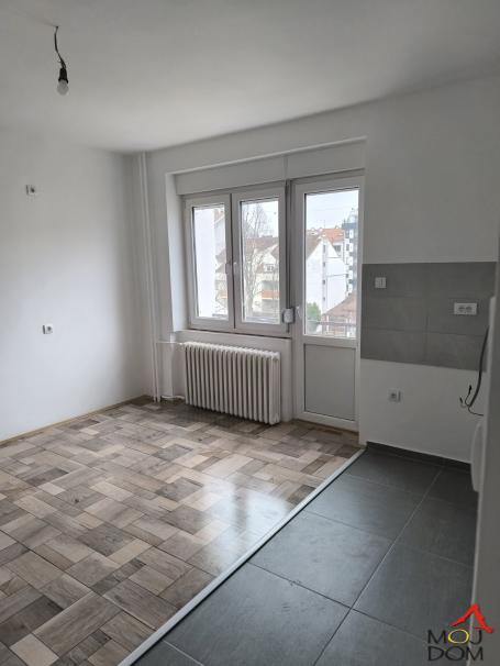 NOVI SAD - GRBAVICA - DVOIPOSOBAN STAN - 52 m2 - 175,000€