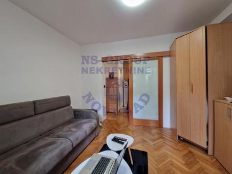 Dvosoban 44m2 Bulevar 
