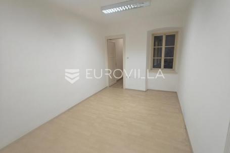 Rijeka, Centar, stan za najam 61 m² idealan za ured ili ordinaciju