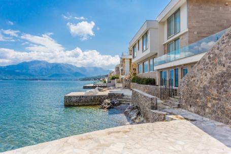 Krasici Waterside Villa