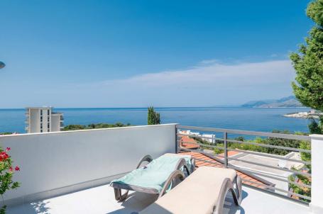 Utjeha 3 bedroom Sea View House