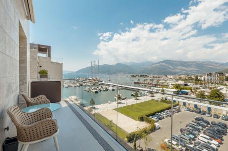 Baia 1 bedroom Sea-View Apartment