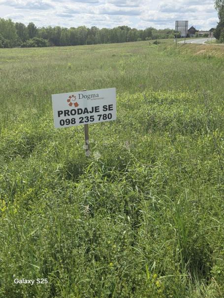 Topusko građevinsko zemljište za benzinsku pumpu ili trgovački centar i sl. 