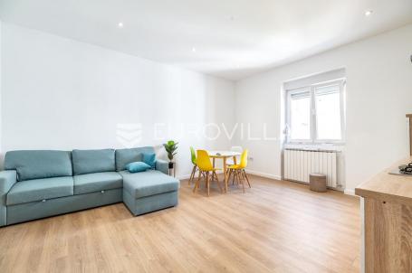 Zagreb, Centar, odličan trosobni stan u obnovljenoj zgradi, 68 m²