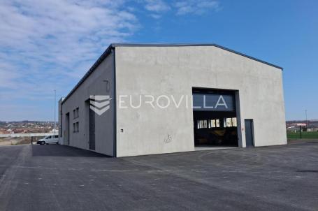 Slavonski Brod, najam novoizgrađene skladišno, proizvodne hale 555 m² uz autocestu