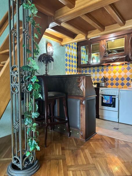 Furnished studio for sale in the center of Bar, not far from the beach.