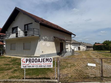 House Gornje Vratno, Cestica, 180m2