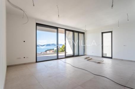 Trogir, Čiovo, ekskluzivan penthouse s privatnim bazenom