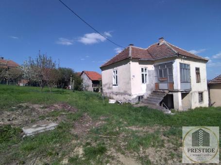 NA PRODAJU KUĆA SA PREKO 30 ARI ZEMLJE U VRBOVCU KOD SOKOBANJE