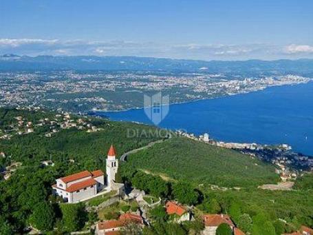 MATULJI, BRGUD - VELIKO GRAĐEVINSKO ZEMLJIŠTE