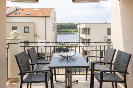 Istra, Medulin, dvosoban stan s pogledom na more, 76,58 m²