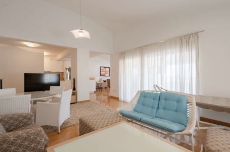 Prodaja, Stan, 222m2 , Budva