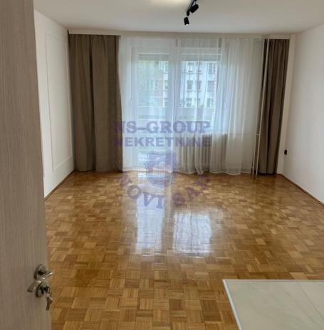 Dvoiposoban stan na Novom Naselju 60m2
