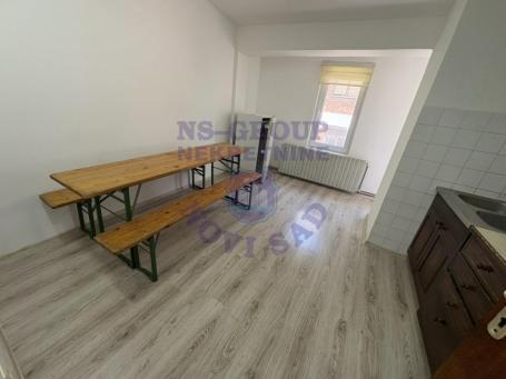 Poslovni prostor 174m2 u Indjiji