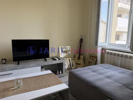 Dorćolski dragulj pod zaštitom spomenika kulture .71m2.3.5. – Lux salonac 