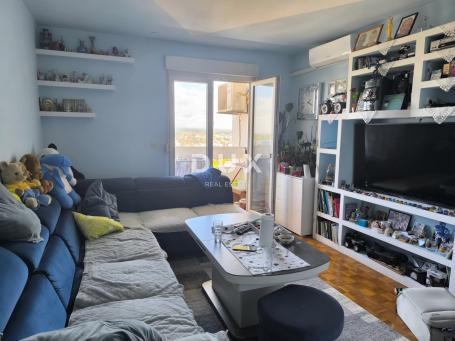 ISTRA, PULA - 2S+DB stan na Verudi 62 m2 - POGLED NA GRAD, ARENU I MORE!!