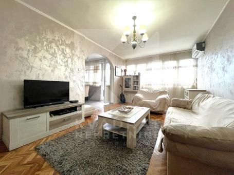 Izdavanje, Trosoban stan, Podgorica, Pejton, 100m2