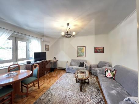 Izdavanje, Dvosoban stan, Podgorica, Centar, 67m2