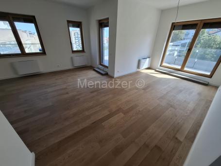 B:Brdo, bez provizije,124,61m2,3.0sob, penthaus, lux/7/7gratis 30m2terasa