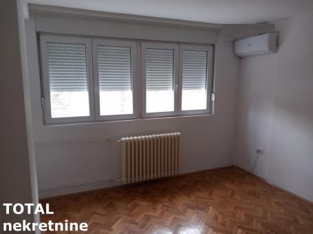 NOVI SAD - BULEVAR - 31.00 m2