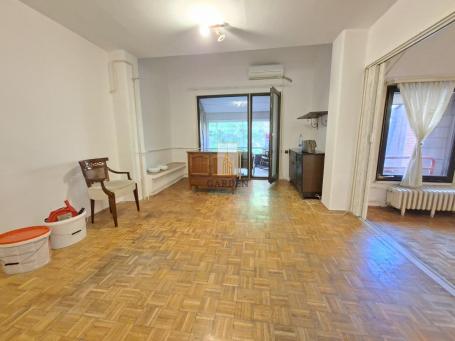Dvosoban, lako adaptibilan u 2.5
