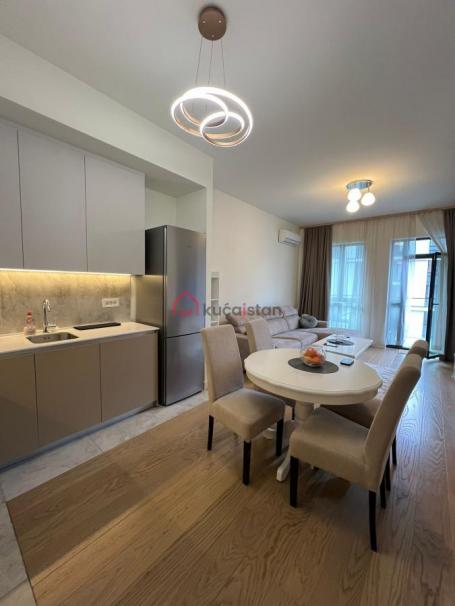 Modern BW Apartment with Parking