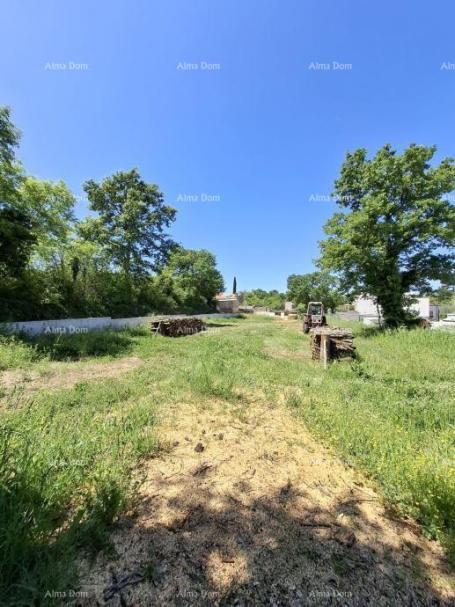 Građevinsko zemljište Građevinsko zemljište 1.024 m² u okolici Vodnjana