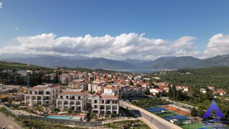 Prodaja, Stan, 94m2 , Tivat