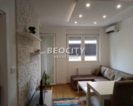Novi Sad, Nova Detelinara, Janka Čmelika, 1.5, 32m2, 350EUR