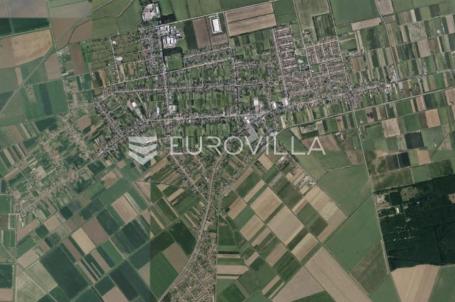 Osijek, Čepin, poljoprivredno zemljište 700 m²