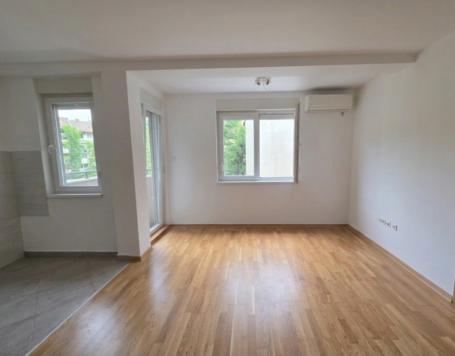 NOVI SAD - DETELINARA - 40.00 m2