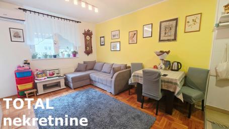 PETROVARADIN - CENTAR - 39.00 m2