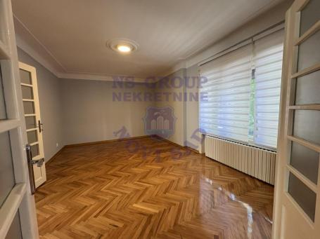 Dvosoban stan na Spensu!