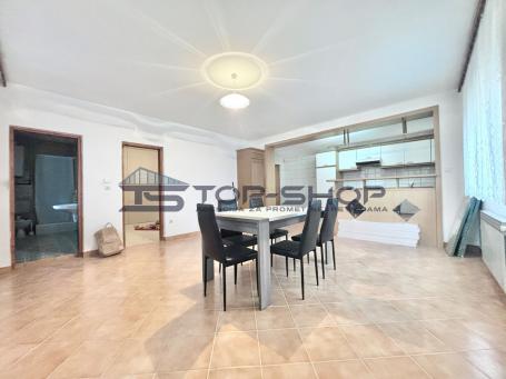 RUGVICA, odlična dvojna kuća površine 300 m2 