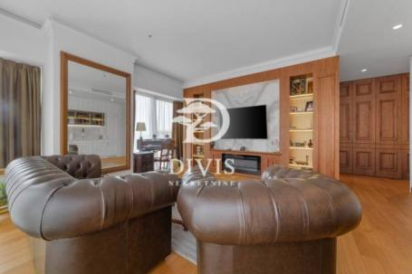Trosoban stan u West kuli, Novi Beograd, 95m2