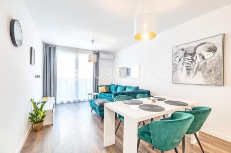 Zagreb, Otok, dvosoban stan 53 m² s parking mjestom