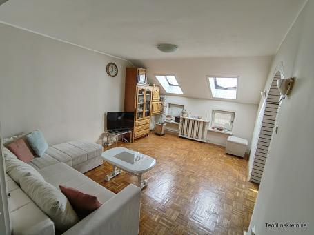 SAVSKI VENAC CENTAR 105m2 , (L+T) ,350000e