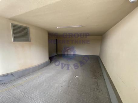 Garazno mesto u suterenu zgrade na Telepu