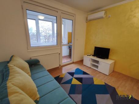 PREDIVNA KOMFORNA GARSONJERA U ŠIREM CENTRU NA SALAJCI