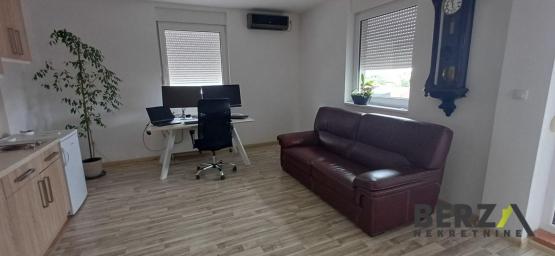  KOMFORAN, POLUNAMEŠTEN DVOSOBAN STAN, TELEP