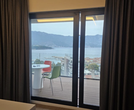Prodaja, Stan, 262m2 , Budva