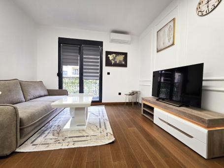 Jednosoban lijepo namješten stan, 49m2, Ljubović, Podgorica