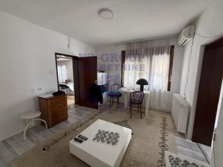 Odlićna prizemna kuća od 109m2 na placu od 417m2! Klisa