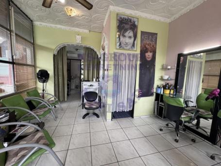 Odličan svetao lokal na Novom Naselju! 37m