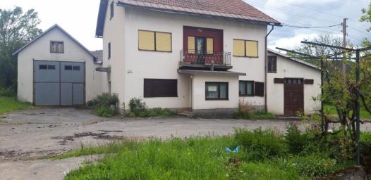 Kuca Plaski