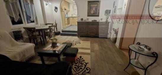 Split centar Varoš stan 58 m2 + garaža 20 m2 - TOP PONUDA!