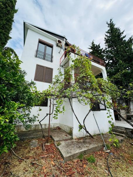 House Near the Sea with Private Beach Access – Bar, Dobre Vode