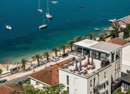Modern Boutique Hotel with Panoramic Views – Luxury Adriatic Investment