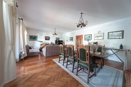 Osijek, Donji Grad, prostrana kuća s dvorištem površine 403 m²